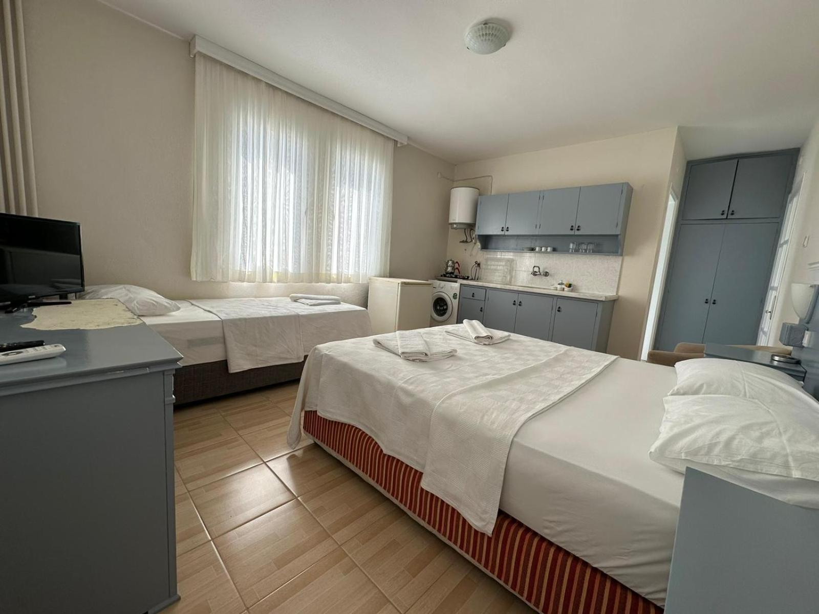 Cicek Apart Hotel Çeşme エクステリア 写真
